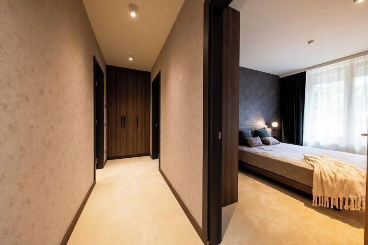 2 habitaciones, escritorio, wifi gratis y ropa de cama