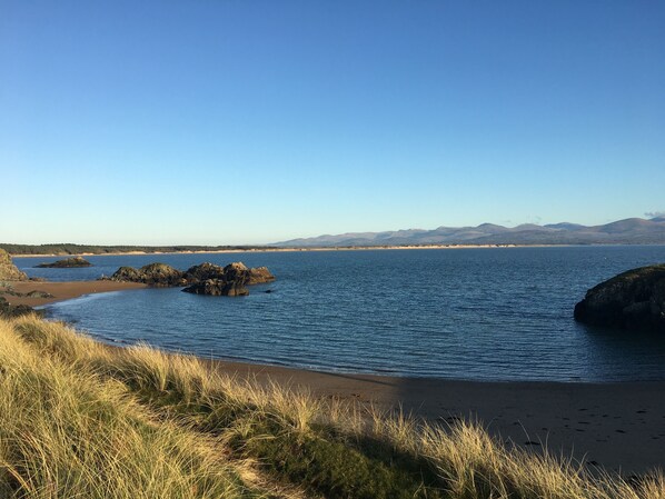 In Strandnähe, Liegestühle