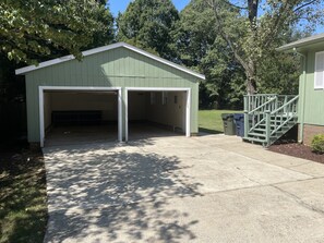 Exterior - The Green House (Huntersville)