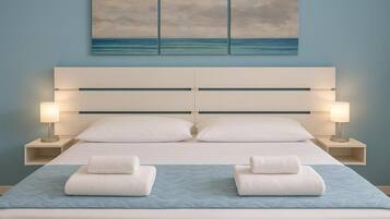 Comfort Room, Balcony | Individually furnished, desk, laptop workspace, WiFi