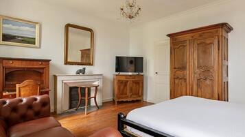 Deluxe Double Room | Premium bedding, pillowtop beds, desk, laptop workspace