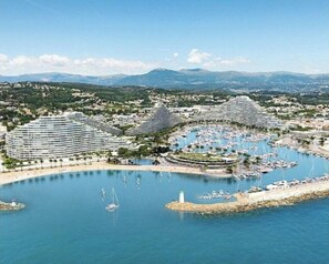 Marina - Sea front in Villenouve-Loubet (Villeneuve-Loubet)