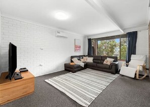 Smart TV - Park and Relax (Surf Beach)