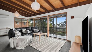 Smart TV - Park and Relax - beautiful views (Surf Beach)