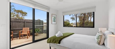3 bedrooms, iron/ironing board, travel crib, WiFi