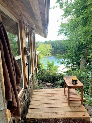 Terrace/patio - Tiny rustic cabin next to the Mississippi River  (St. Cloud)