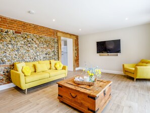 Cottage, Multiple Beds | Living room - Toppesfield Hall Luxury Cottage With Hot Tub (Halstead)