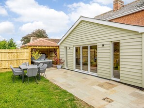 Cottage, Multiple Beds | Property grounds - Toppesfield Hall Luxury Cottage With Hot Tub (Halstead)