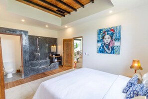 3 Schlafzimmer, Zimmersafe, Schreibtisch, Bügeleisen/Bügelbrett