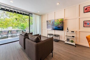 Smart TV, ping pong - 3 NEW Apts. Same Location: Condesa/Rooftop/Gym (Ciudad de México)