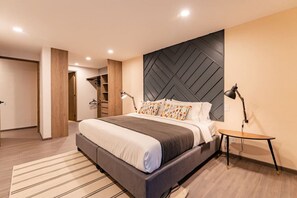 6 bedrooms, desk, iron/ironing board, free WiFi - 3 NEW Apts. Same Location: Condesa/Rooftop/Gym (Ciudad de México)