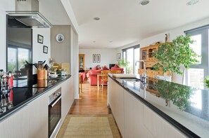 Apartment (2 Bedrooms) | Private kitchen | Fridge, microwave, dishwasher, coffee/tea maker