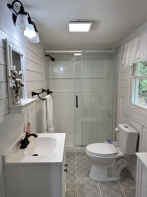 Bruser, håndklæder, Toiletpapir