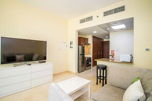 Living area - Studio safeer tower (Dubai)