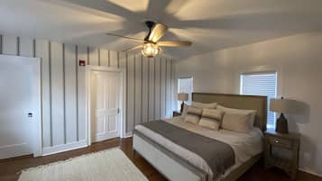 5 chambres, fer et planche Ă  repasser, Wi-Fi gratuit, draps fournis