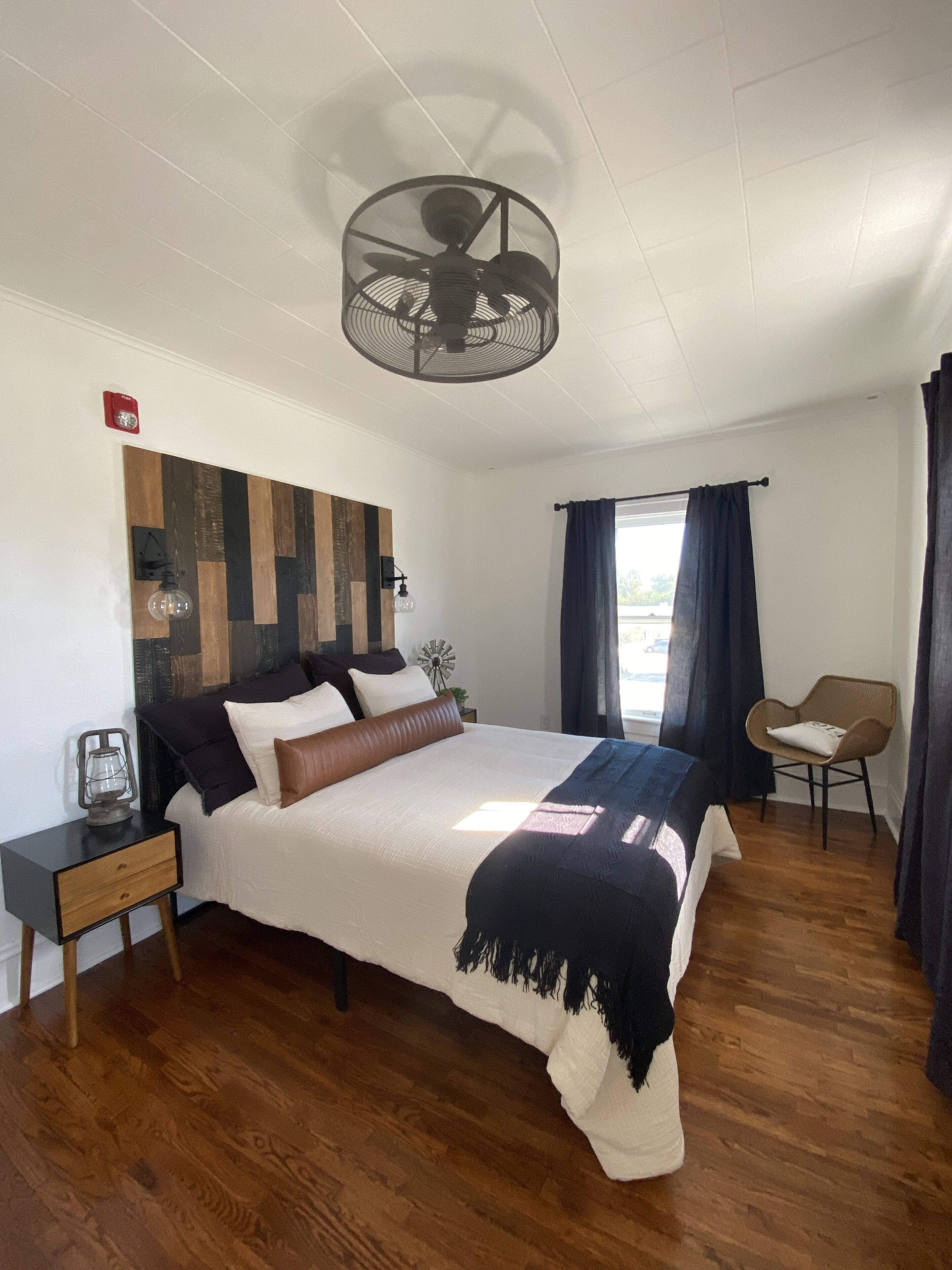 5 quartos, ferros/tábuas de passar roupa, Wi-Fi de cortesia