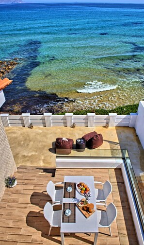 3 bedrooms - Seashell an Elegant Seafront Villa (Hersonissos)