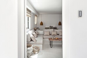 1 bedroom - Pebble a Luxury Suite by the Sea (Hersonissos)