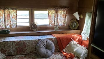 1 chambre, literie fournie