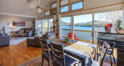 Mirror Lake Views Apartment | 2 Bed, 1.5 Bath