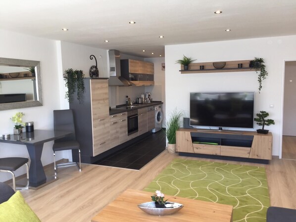 Interior - KL28: Stylish TLA/TLF Apartment in the Heart of Kaiserslautern (Kaiserslautern)