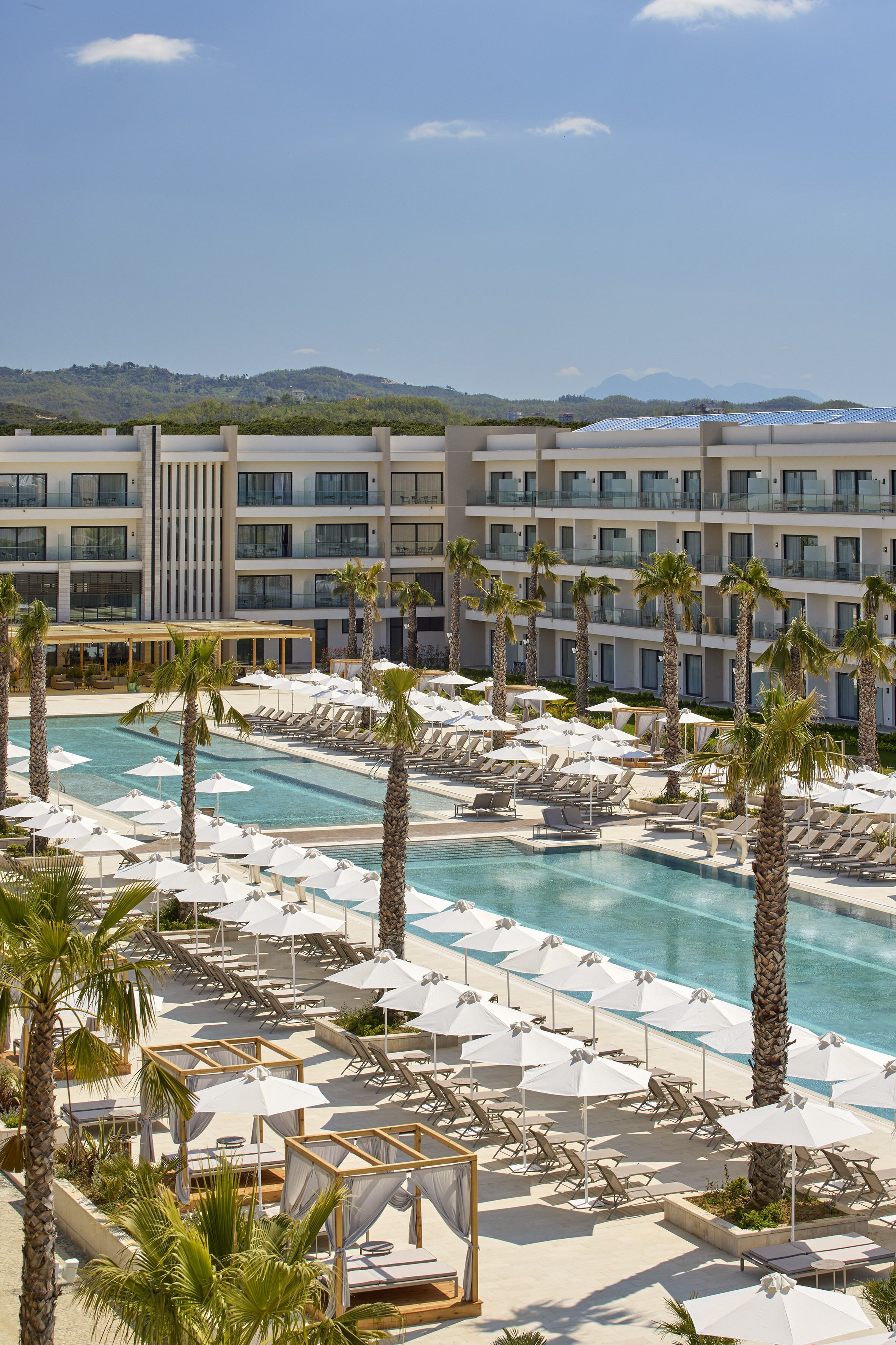 2 indoor pools, 4 outdoor pools, pool umbrellas, pool loungers