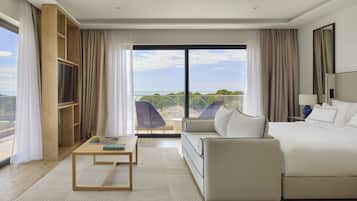 1 bedroom, minibar, in-room safe, desk