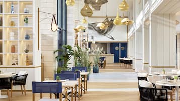 6 restaurants, Mediterranean cuisine