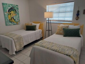 2 bedrooms, desk, iron/ironing board, free WiFi