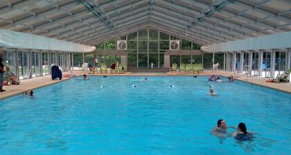 The Grande Lodge- Riverfront, Fiber, HotTub, Fish, DogOK, Game Room, Movie Room