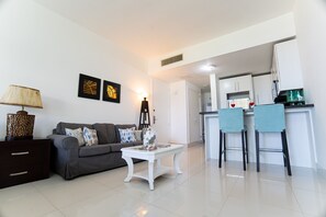 Smart TV, heated floors