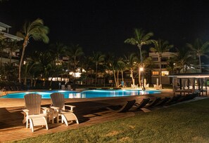 Outdoor pool, open 8:00 AM to 9:00 PM, sun loungers