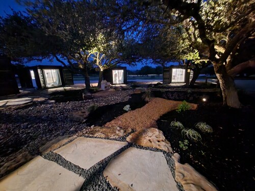 The Container Retreat @ 290 Wine Trail #2