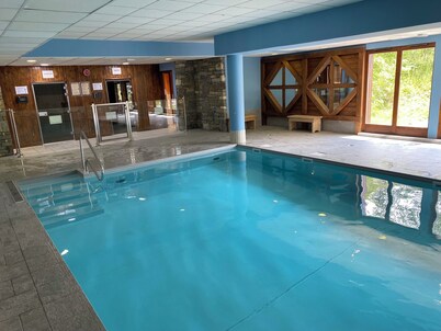 VALLOIRE duplex apartment for 8 people on the slopes heated swimming pool sauna hammam
