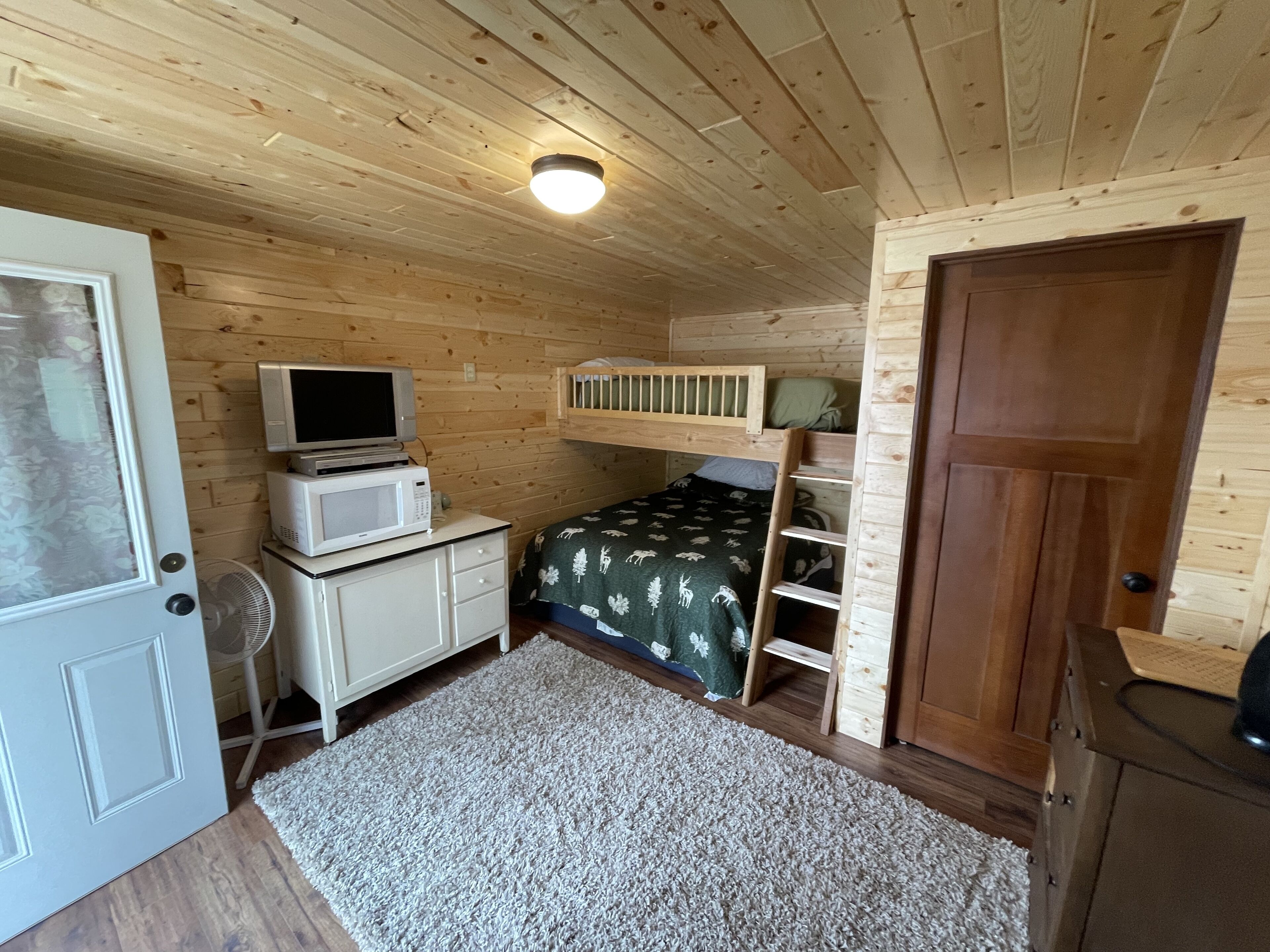 3 Schlafzimmer, kostenloses WLAN, Bettwäsche