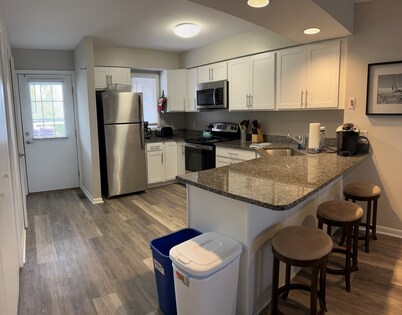 4 bedroom townhouse just steps to the ocean