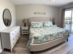 4 bedrooms, iron/ironing board, free WiFi