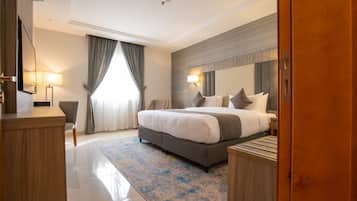 1 bedroom, Egyptian cotton sheets, premium bedding, pillowtop beds
