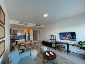 Luxury Apartment, 2 Bedrooms, Accessible, Ocean View | Living area