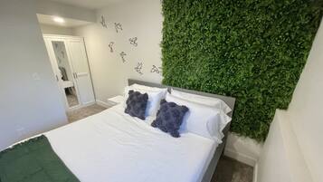 8 bedrooms, iron/ironing board, travel crib, free WiFi