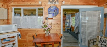 Cozy Cabin in the White Mountains of Maine