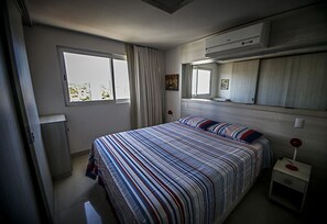 3 bedrooms, iron/ironing board, free WiFi, bed sheets - Penthouse with Private Pool in Ponta Negra I (Natal)