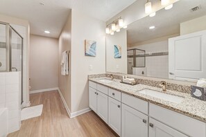 Bathroom - Entire 2BR in Vista Cay Near Disneyworld (Orlando)
