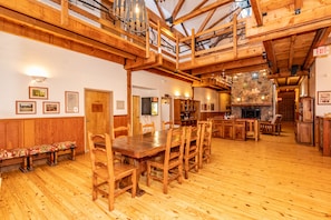 Basic Room | Shared kitchen facilities