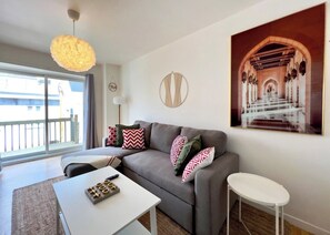 TV - Beautiful apartment in the lower town (Québec)