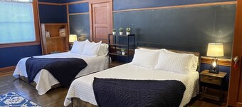 The Mineral Schoolhouse