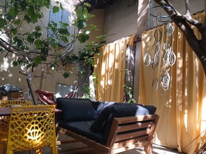 Exterior - Finsonius Studios (Aix-en-Provence)