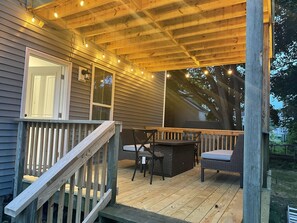 Outdoor dining - Spacious 4 bedroom home in the village (Ilion)