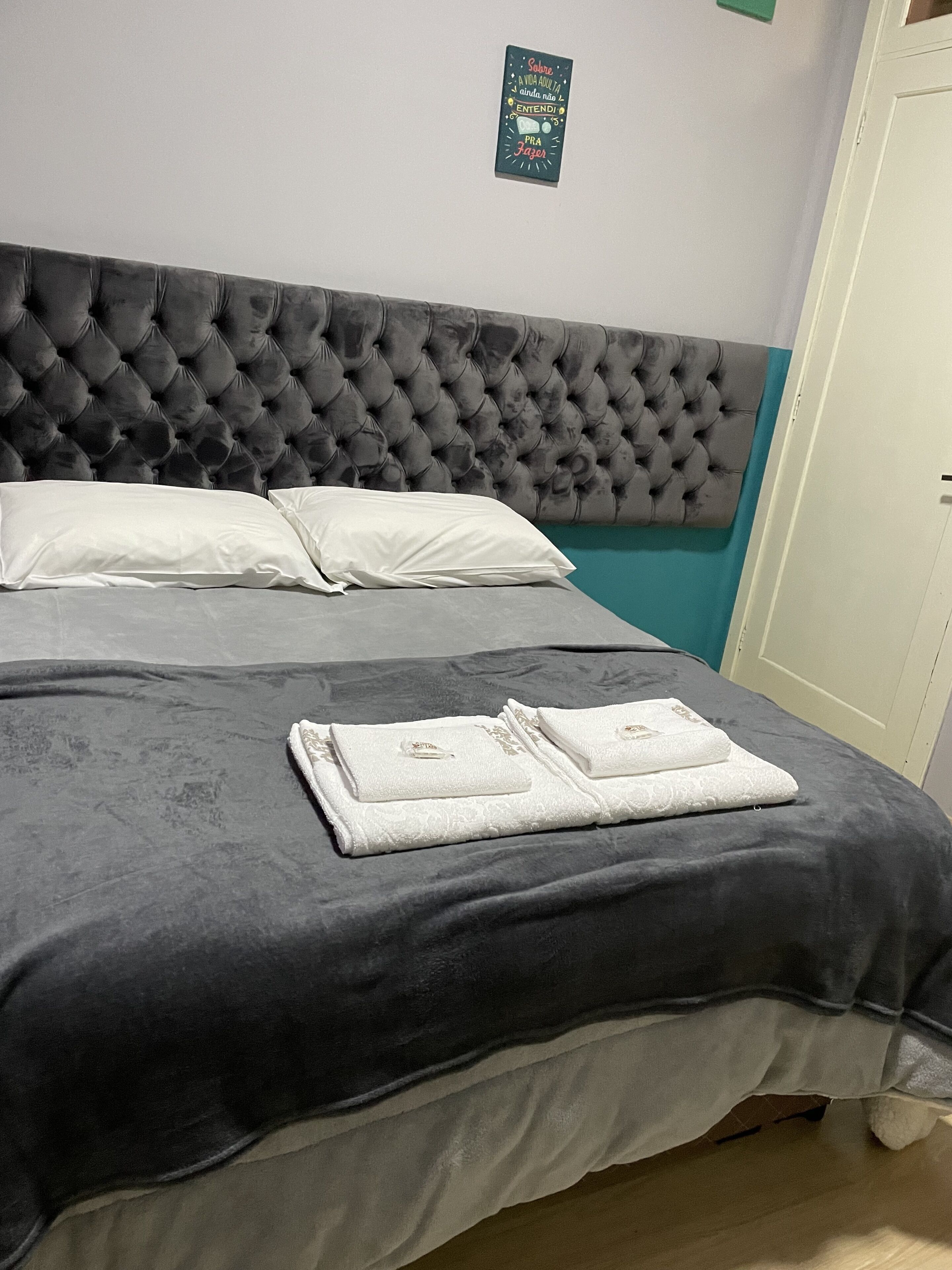 Wifi gratis y ropa de cama 