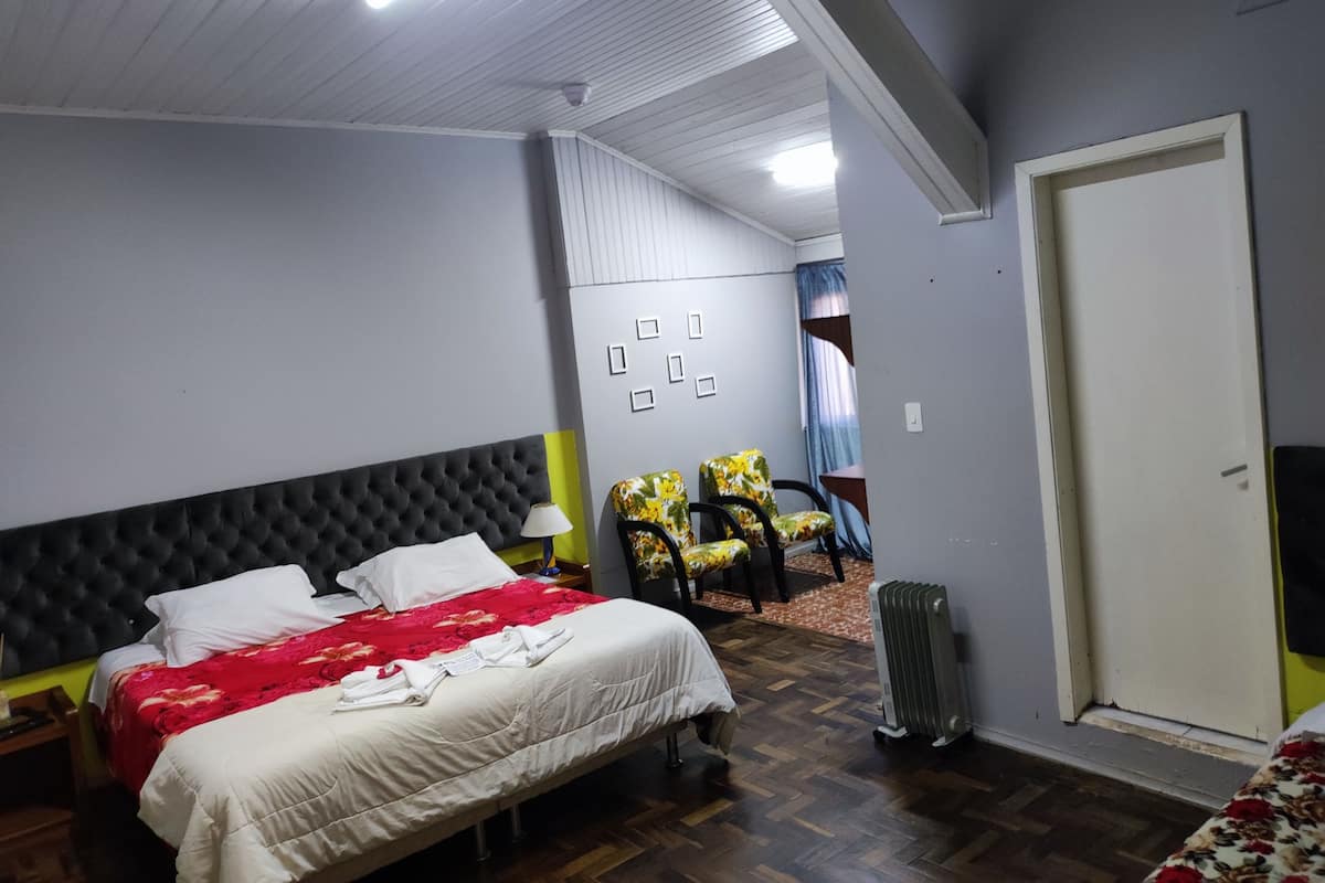 Standard Double Room | Free WiFi, bed sheets